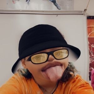 Meet your Posher, Bri